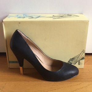 ⚡️SALE⚡️ Kimchi Blue Pumps